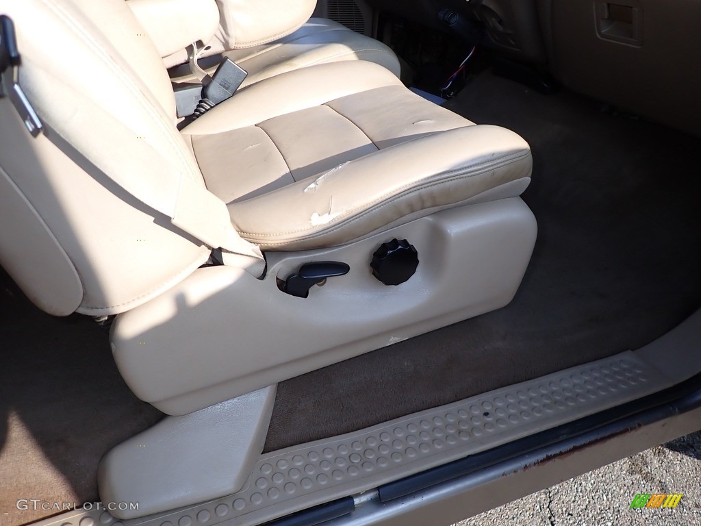 2004 F250 Super Duty Lariat SuperCab 4x4 - Arizona Beige Metallic / Medium Parchment photo #21