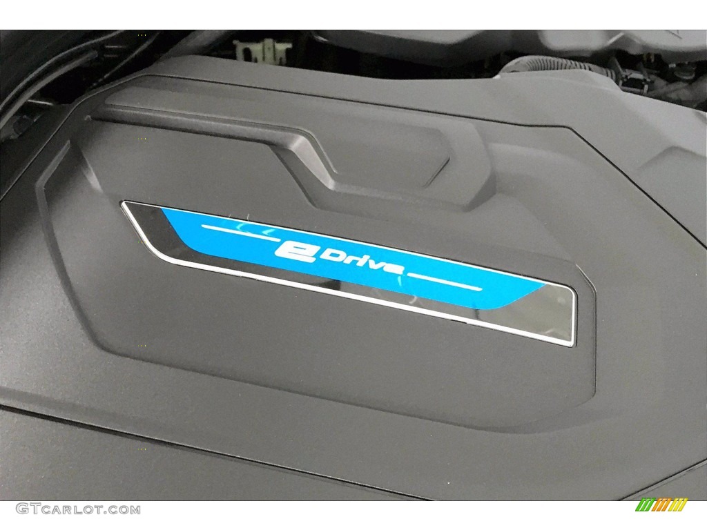 2021 3 Series 330e Sedan - Alpine White / Black photo #11