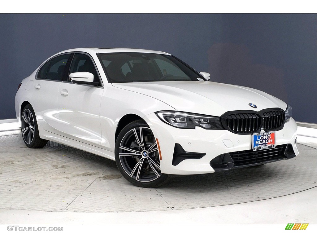 2021 3 Series 330e Sedan - Alpine White / Black photo #17