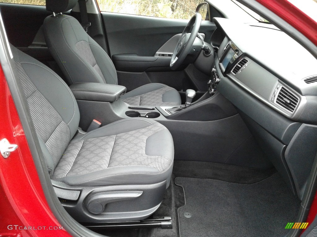 Charcoal Interior 2018 Kia Niro LX Hybrid Photo #140207640