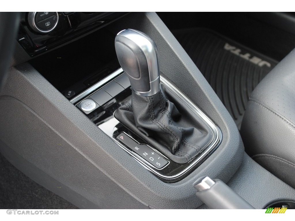 2017 Volkswagen Jetta SEL 6 Speed Tiptronic Automatic Transmission Photo #140211045