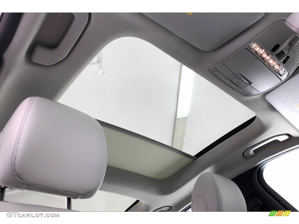 2018 C 300 Sedan - Diamond Silver Metallic / Crystal Grey/Black photo #25