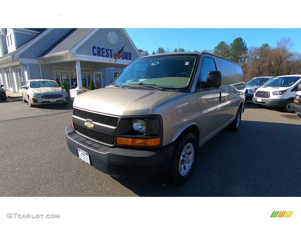 2012 Express 1500 Cargo Van - Sandstone Metallic / Neutral photo #3