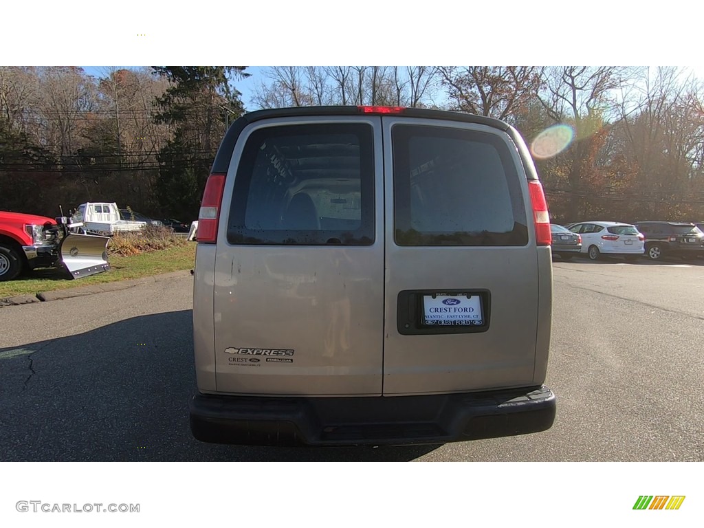 2012 Express 1500 Cargo Van - Sandstone Metallic / Neutral photo #6