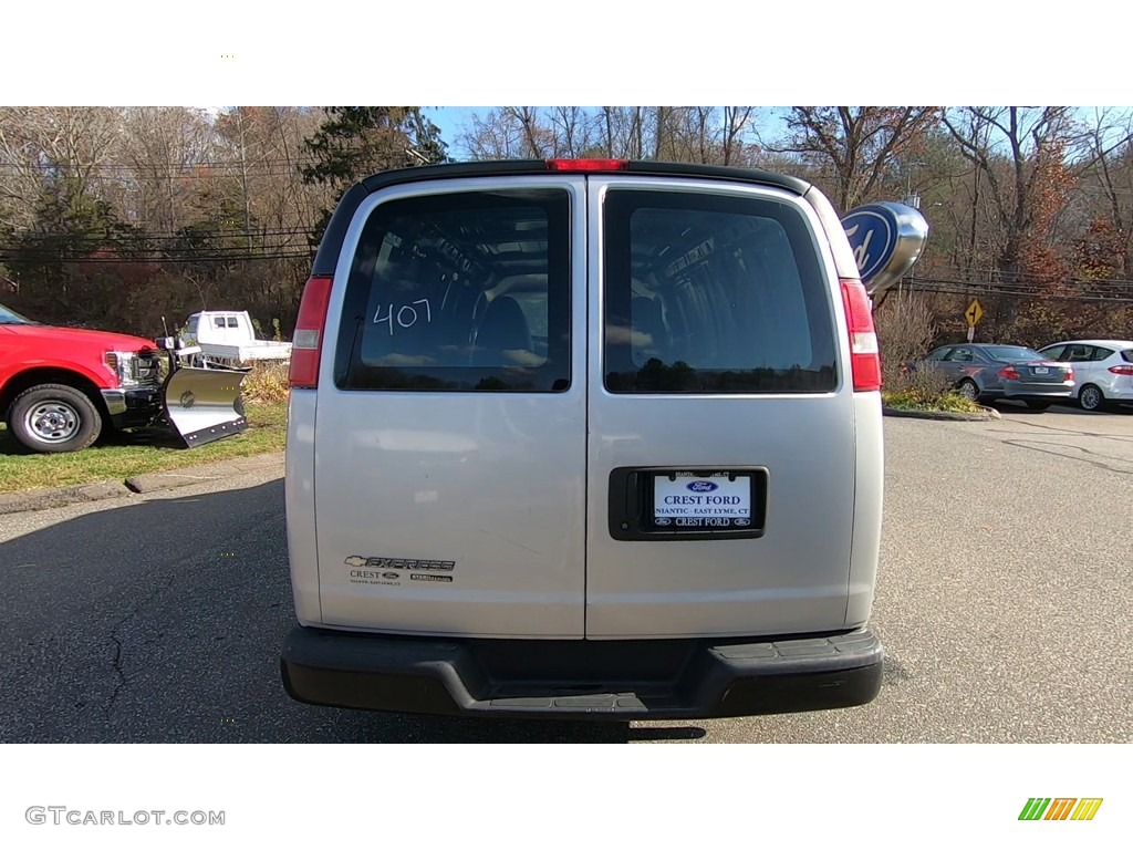 2012 Express 1500 Cargo Van - Sheer Silver Metallic / Medium Pewter photo #6