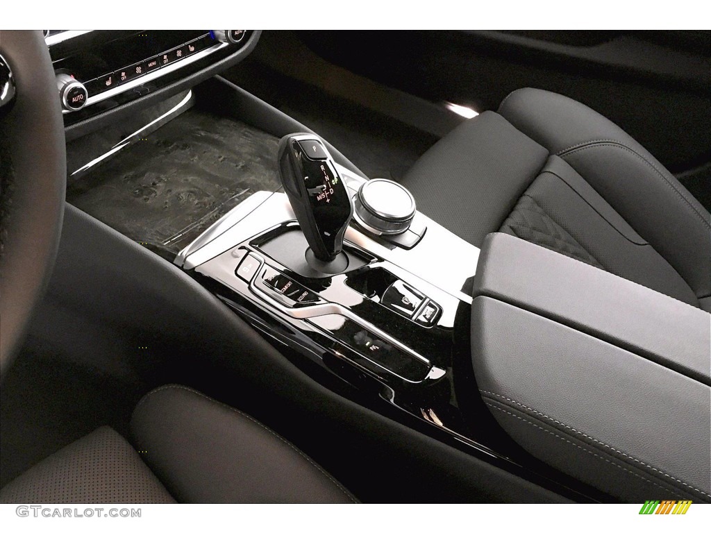 2021 5 Series 530i Sedan - Alpine White / Black photo #8