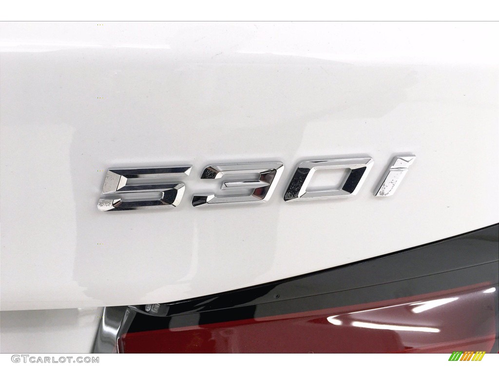 2021 5 Series 530i Sedan - Alpine White / Black photo #16
