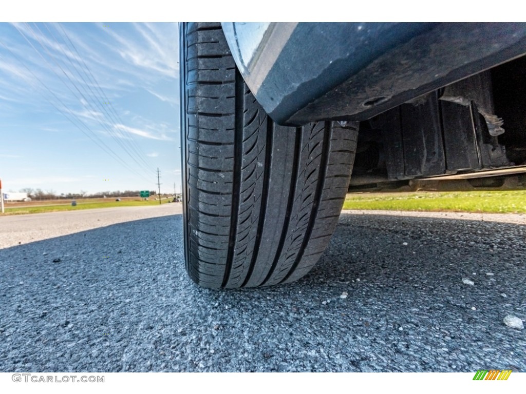 2016 Versa S Sedan - Graphite Blue / Charcoal photo #11