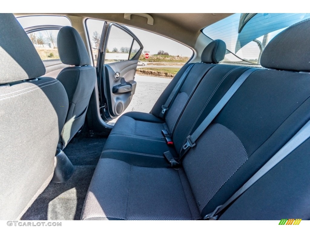 2016 Versa S Sedan - Graphite Blue / Charcoal photo #22