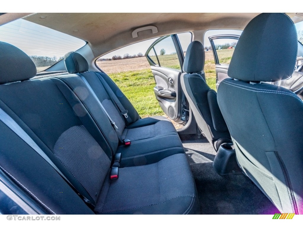 2016 Versa S Sedan - Graphite Blue / Charcoal photo #24