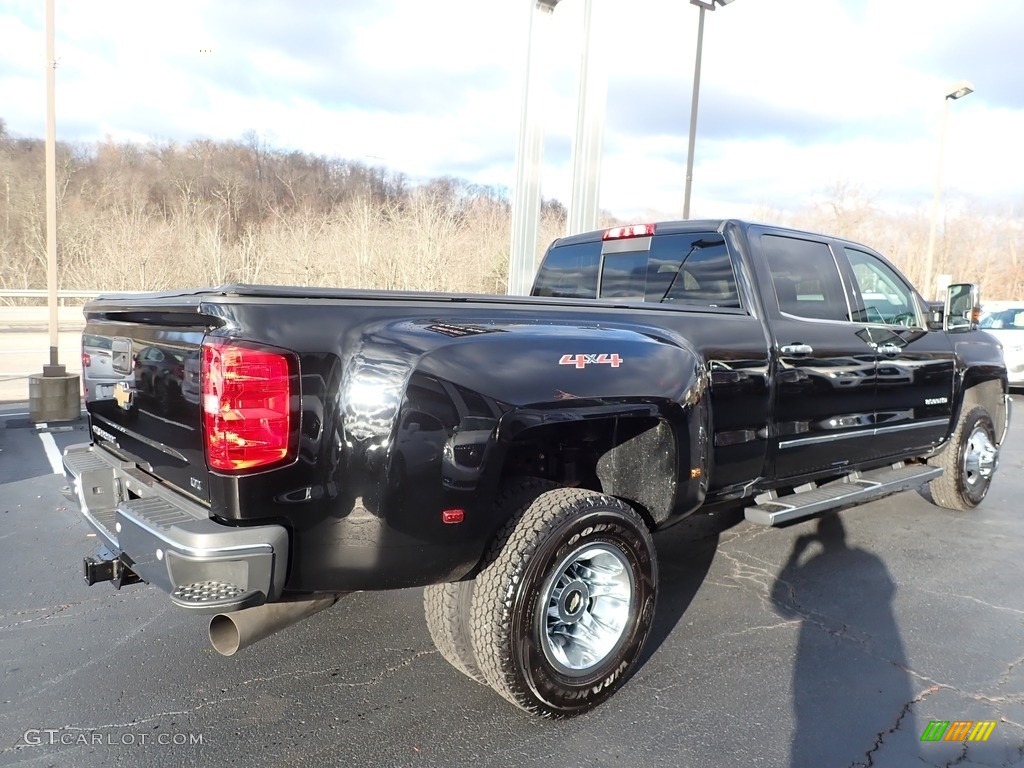 Black 2016 Chevrolet Silverado 3500HD LTZ Crew Cab 4x4 Exterior Photo #140221003