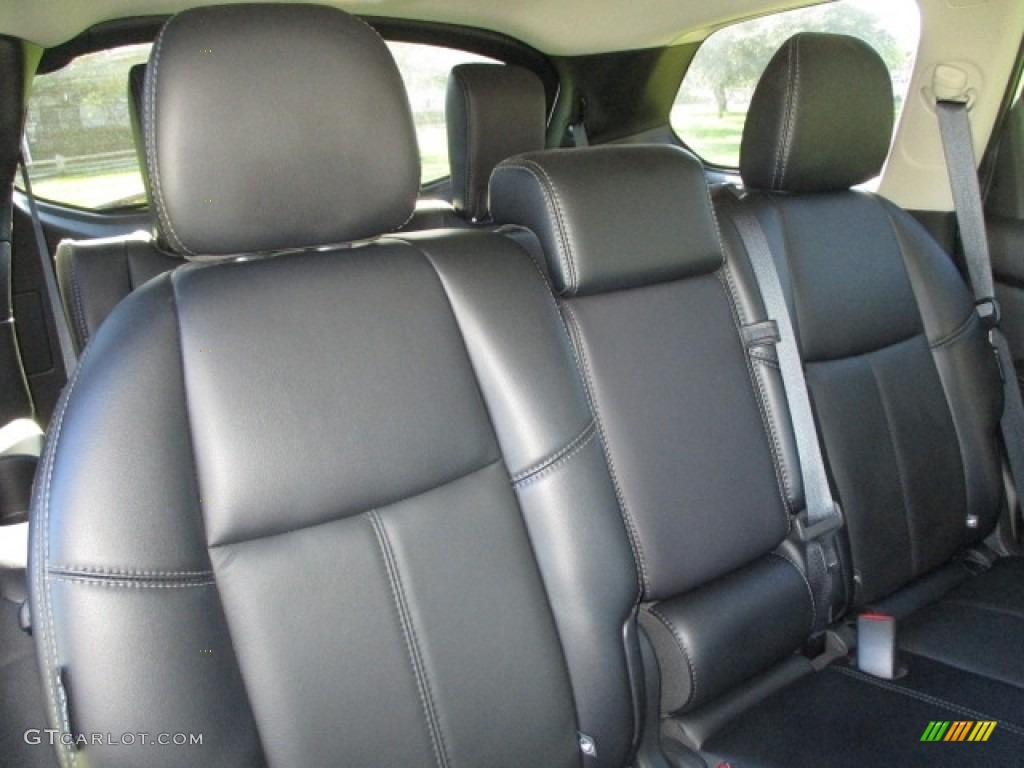 Charcoal Interior 2020 Nissan Pathfinder SL 4x4 Photo #140222530