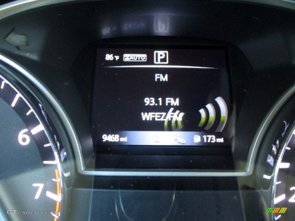 2020 Pathfinder SL 4x4 - Pearl White Tricoat / Charcoal photo #15
