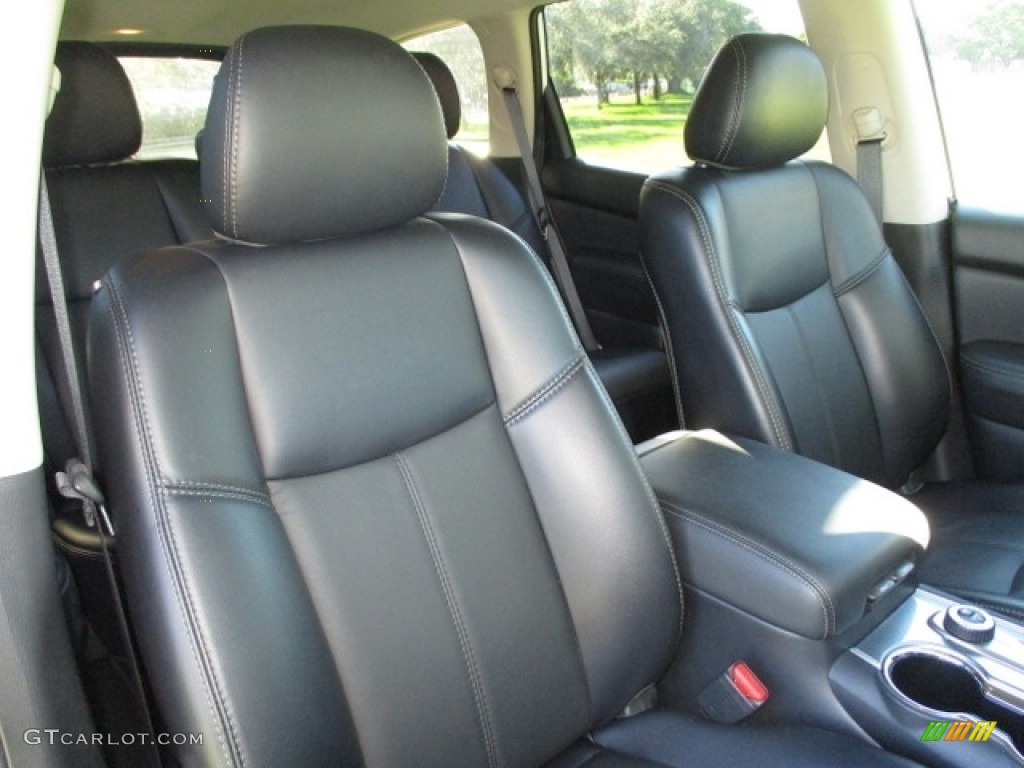 Charcoal Interior 2020 Nissan Pathfinder SL 4x4 Photo #140222959