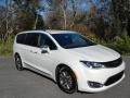 2020 Luxury White Pearl Chrysler Pacifica Hybrid Limited  photo #4