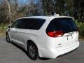 2020 Luxury White Pearl Chrysler Pacifica Hybrid Limited  photo #8