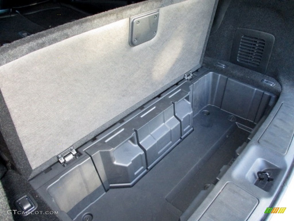 2020 Nissan Pathfinder SL 4x4 Trunk Photos