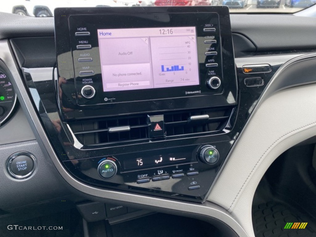 2021 Toyota Camry SE Nightshade Controls Photo #140233014