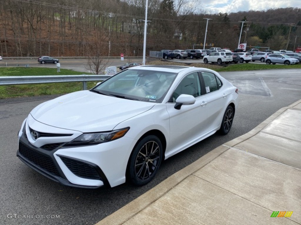 Super White 2021 Toyota Camry SE Nightshade Exterior Photo #140233101