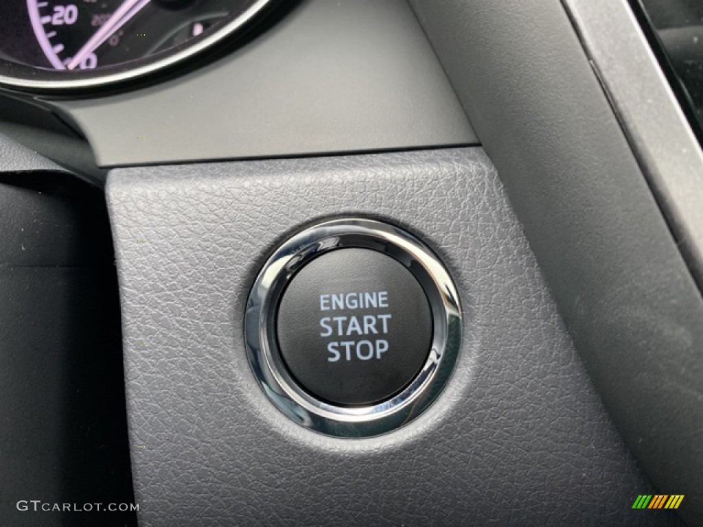2021 Toyota Camry SE Nightshade Controls Photo #140233218