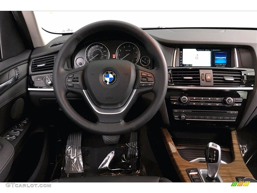 2017 X3 xDrive28i - Space Gray Metallic / Black photo #4