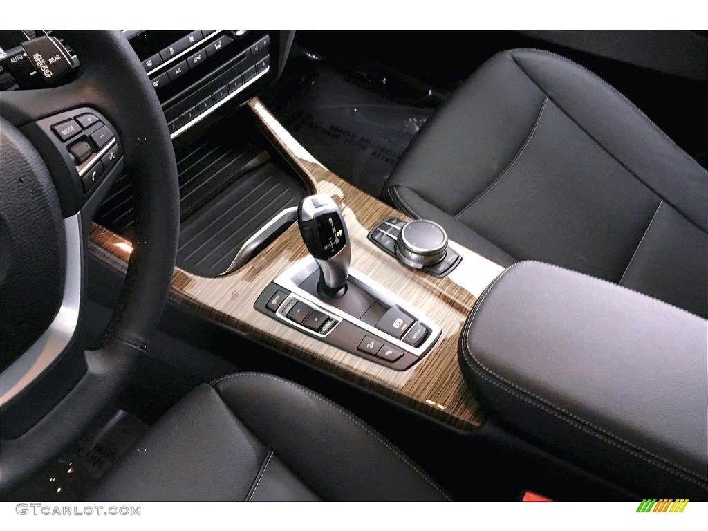 2017 X3 xDrive28i - Space Gray Metallic / Black photo #16