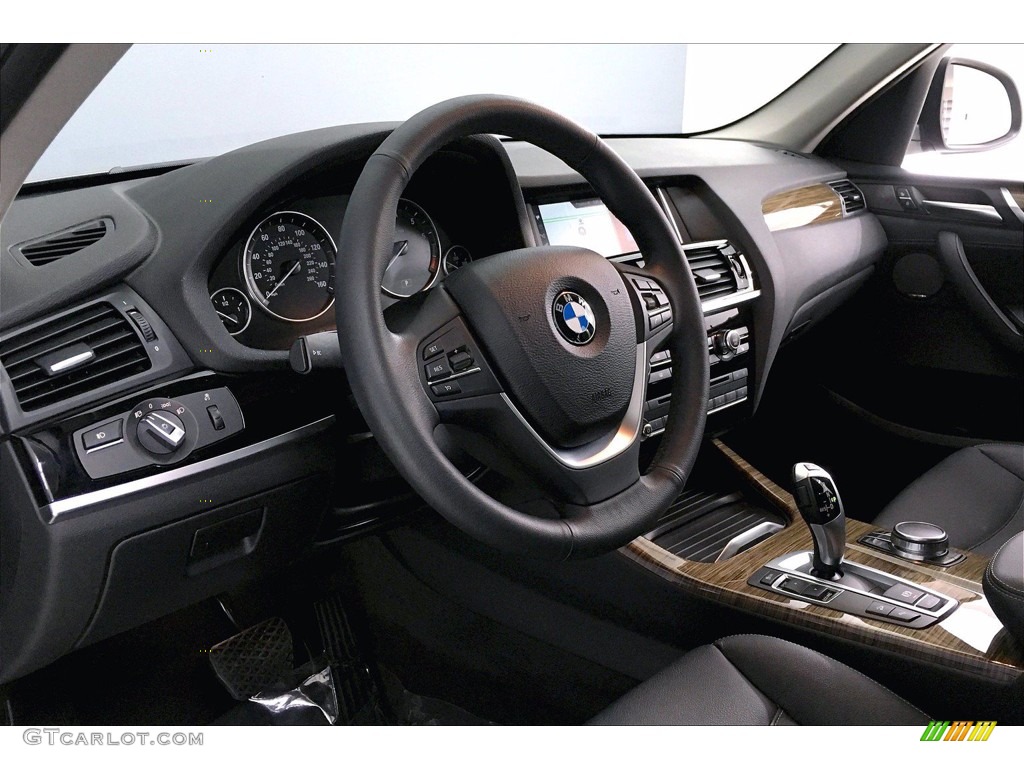2017 X3 xDrive28i - Space Gray Metallic / Black photo #21