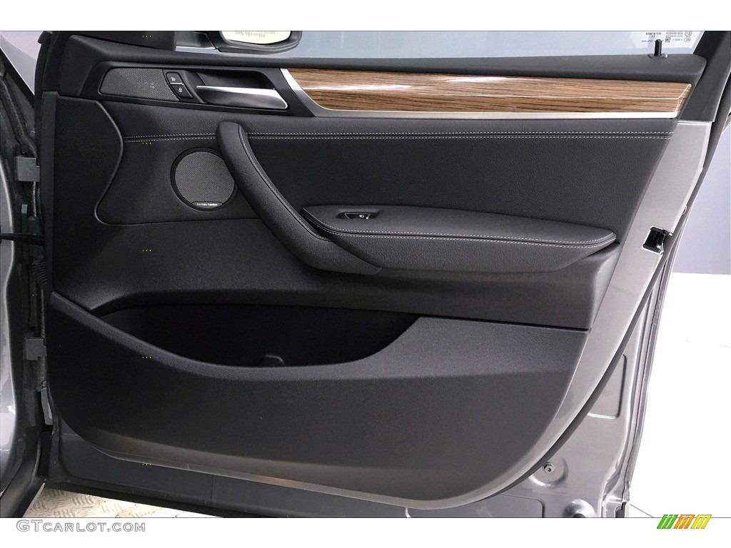 2017 X3 xDrive28i - Space Gray Metallic / Black photo #24