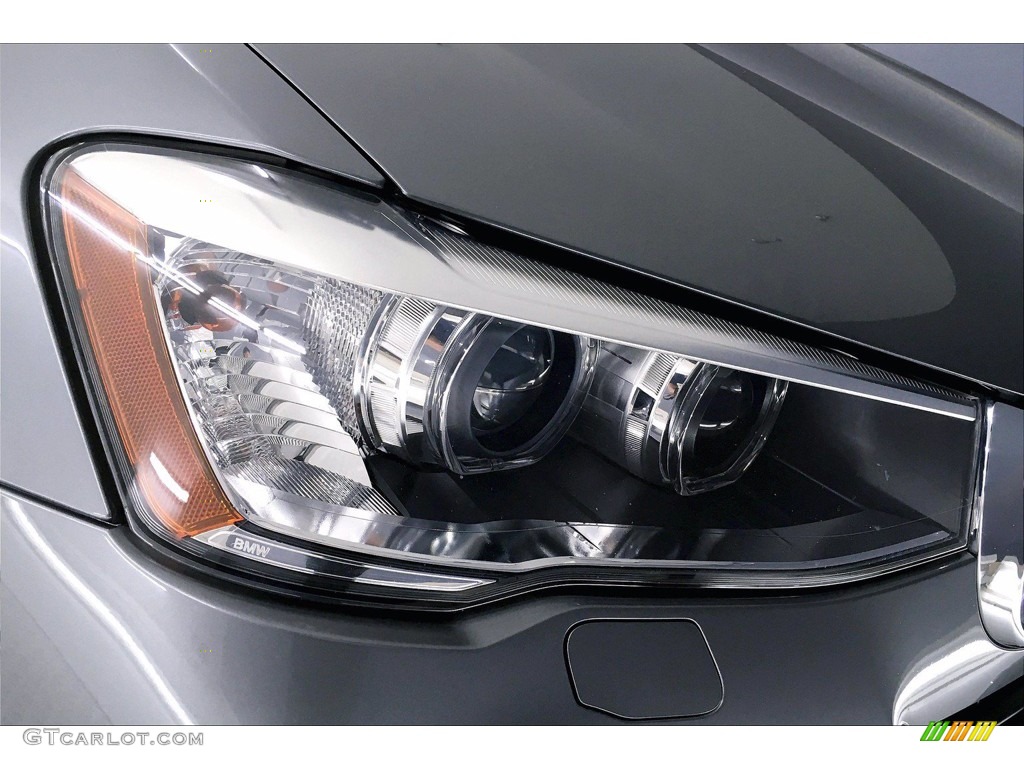 2017 X3 xDrive28i - Space Gray Metallic / Black photo #26