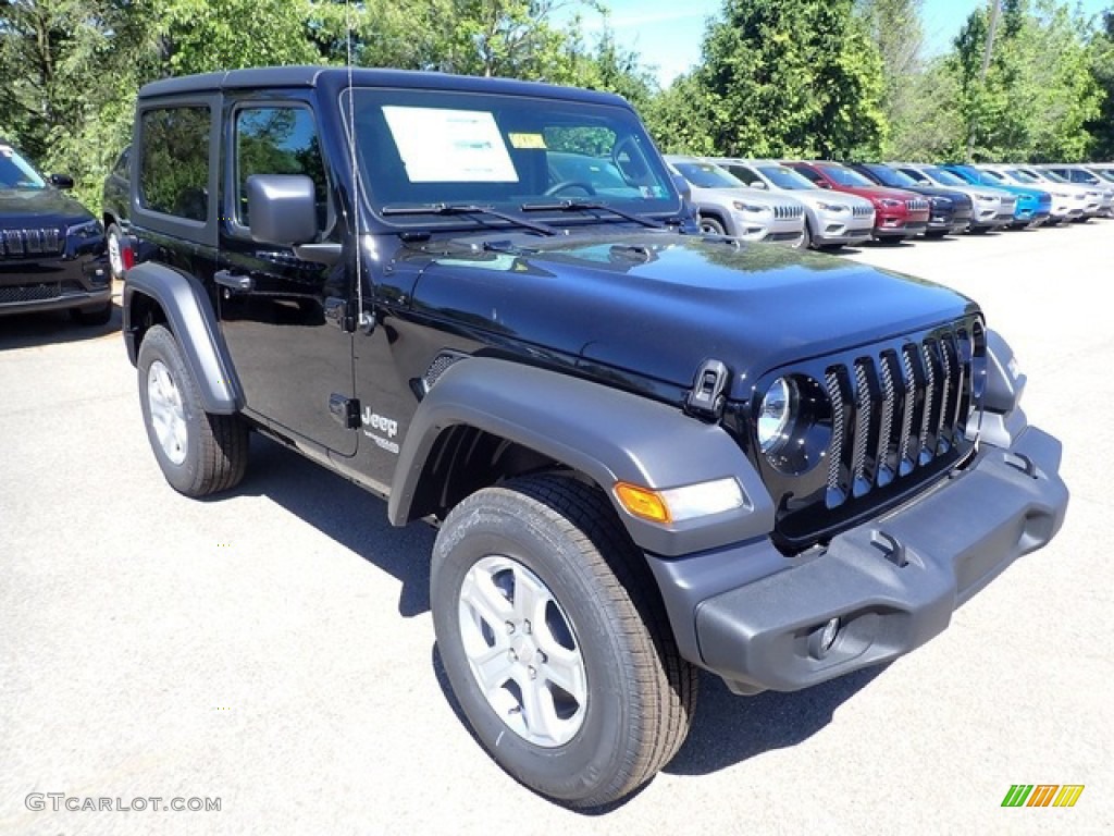 Black 2020 Jeep Wrangler Sport 4x4 Exterior Photo #140235840
