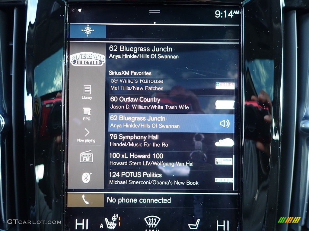 2020 Volvo V90 Cross Country T6 AWD Controls Photo #140236275