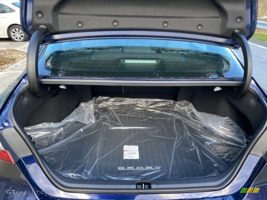 2021 Toyota Camry XLE Trunk Photos