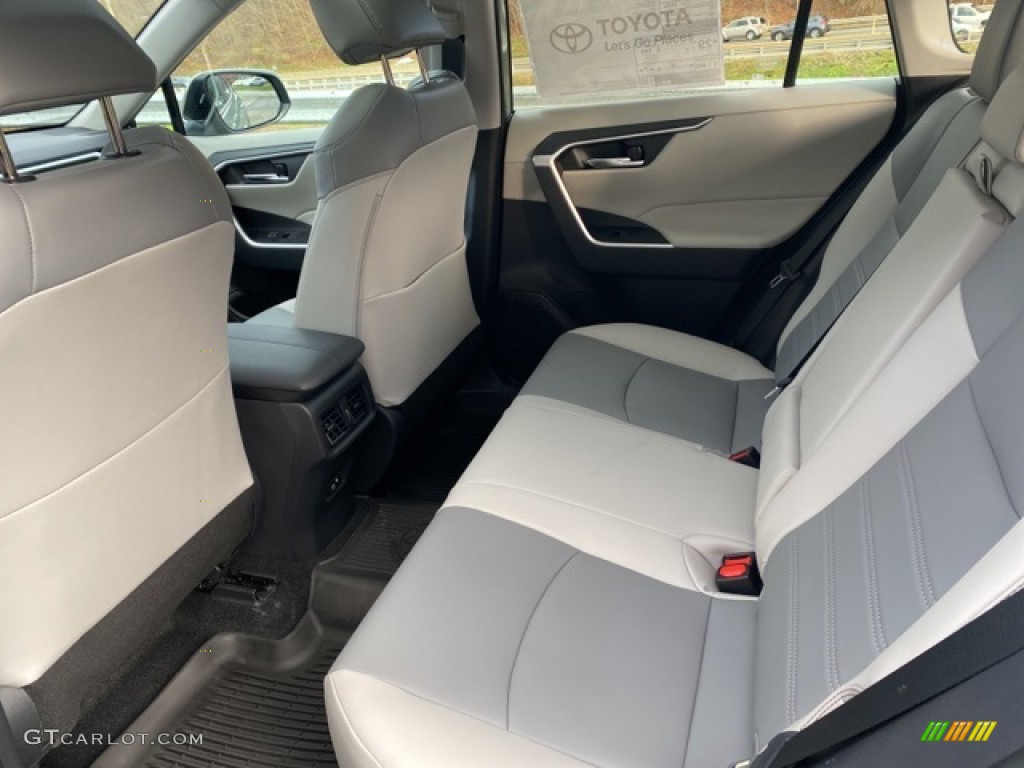 Light Gray Interior 2021 Toyota RAV4 XLE Premium AWD Photo #140242355