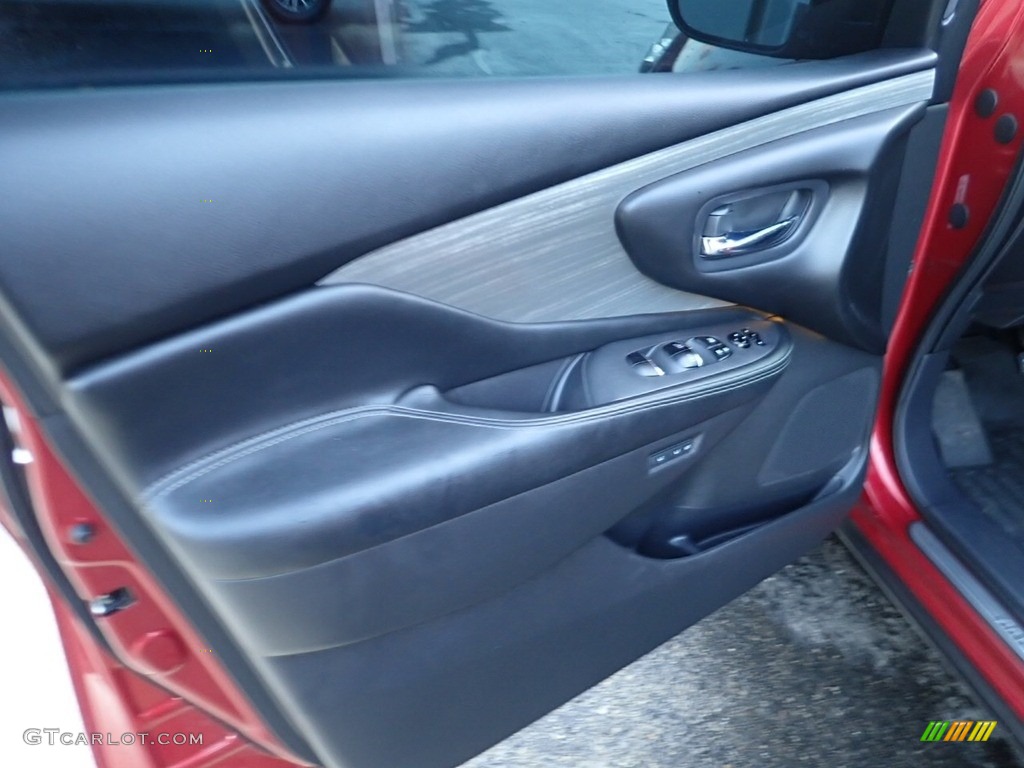 2016 Murano Platinum AWD - Cayenne Red / Graphite photo #18