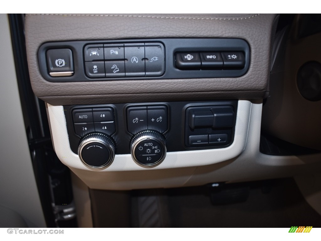 2021 GMC Yukon Denali 4WD Controls Photo #140247080