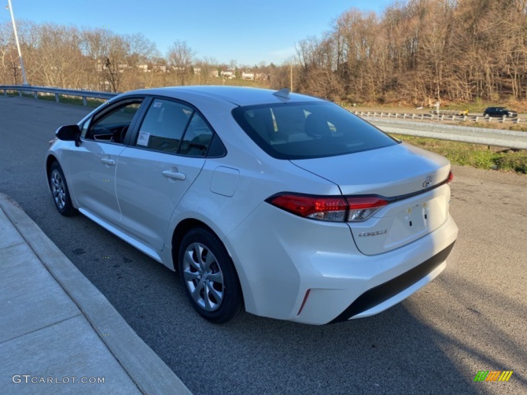 2021 Corolla LE - Blizzard White Pearl / Light Gray/Moonstone photo #2