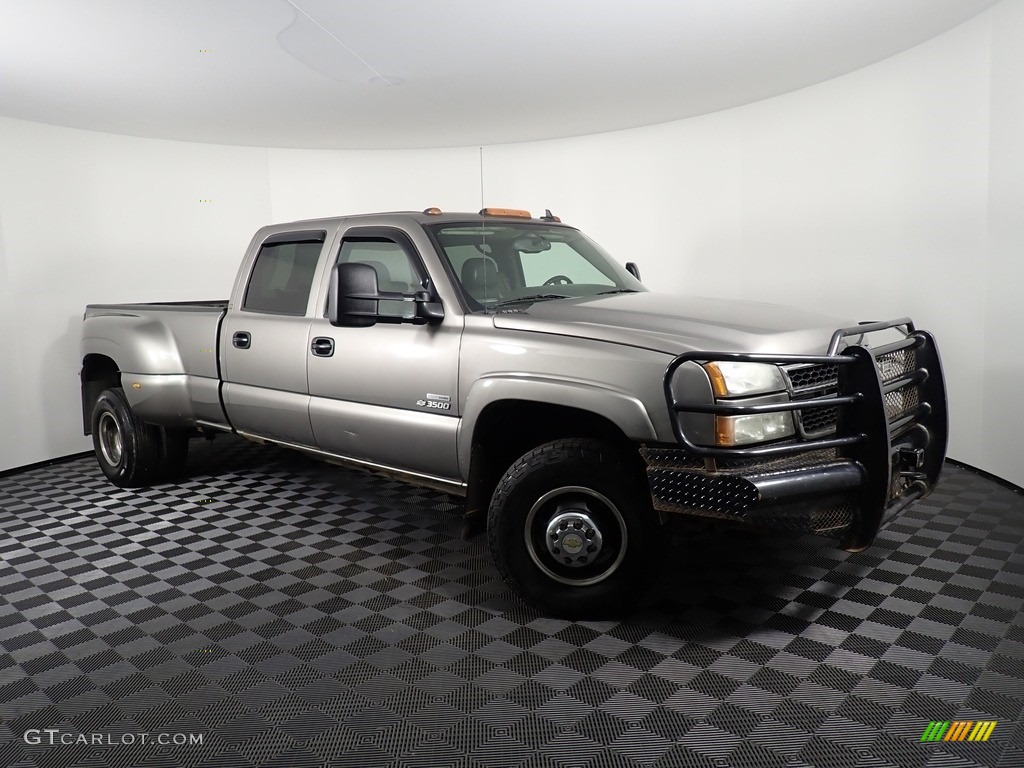 2007 Silverado 3500HD Crew Cab 4x4 Dually - Graystone Metallic / Medium Gray photo #1