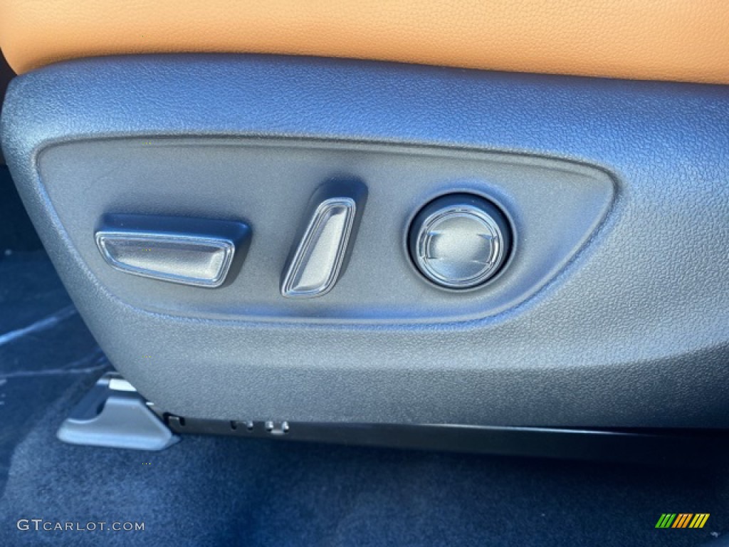 2021 Toyota Highlander Hybrid Platinum AWD Controls Photo #140248007