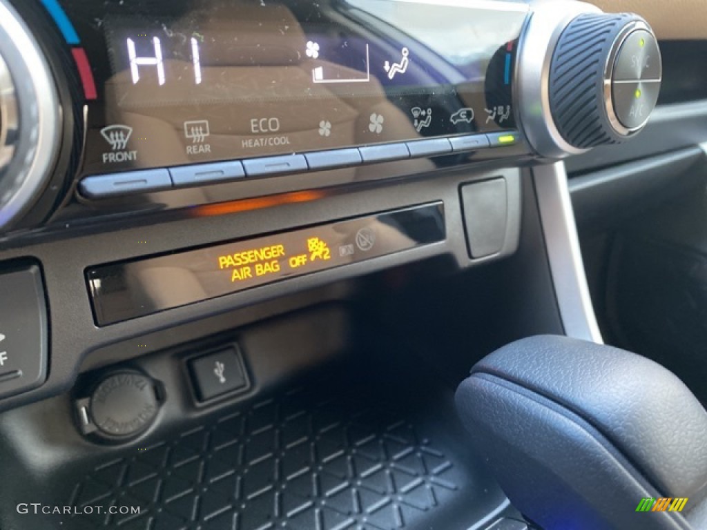 2021 Toyota RAV4 XLE AWD Hybrid Controls Photo #140248550