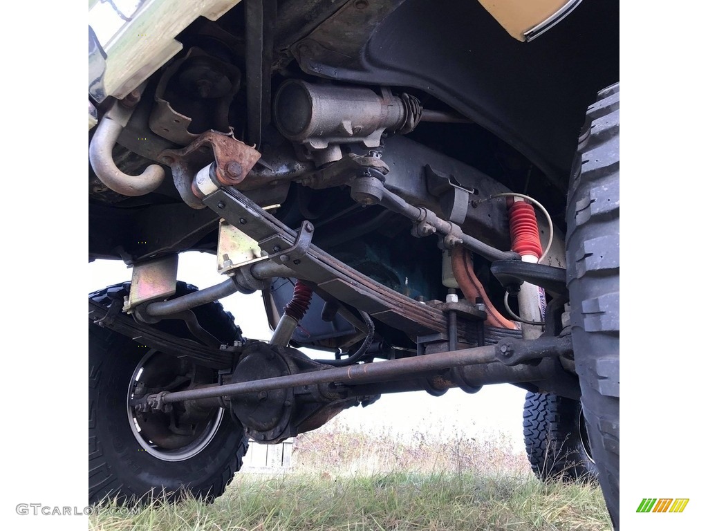 1978 Chevrolet C/K Truck K10 Custom Deluxe Regular Cab 4x4 Undercarriage Photo #140253530