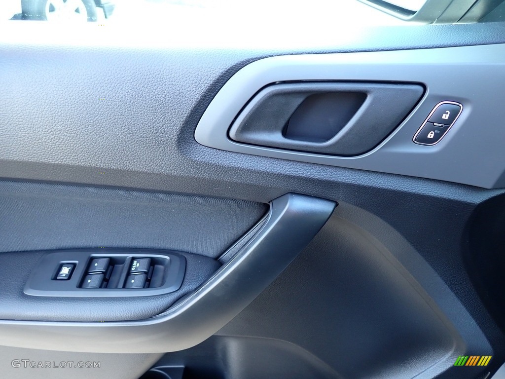 2020 Ford Ranger STX SuperCrew 4x4 Ebony Door Panel Photo #140256887