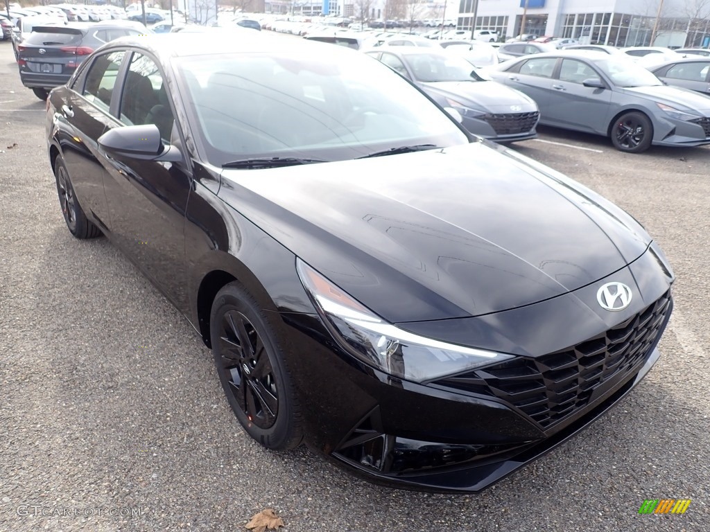 2021 Elantra SEL - Phantom Black / Medium Gray photo #3