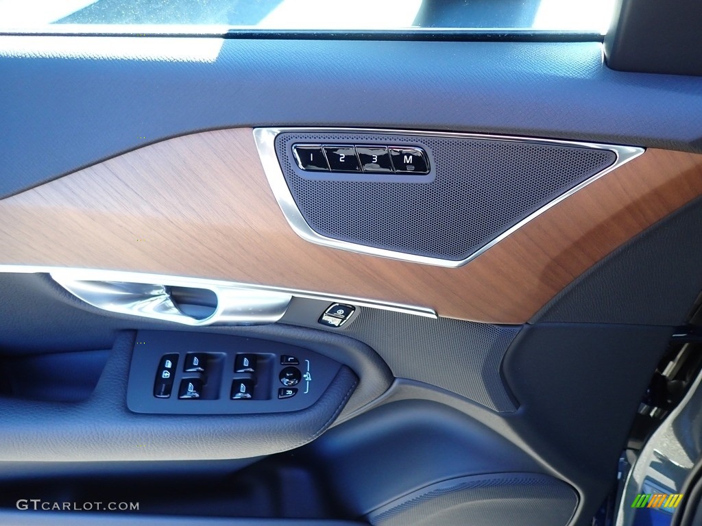 2021 XC90 T6 AWD Momentum - Denim Blue Metallic / Charcoal photo #10