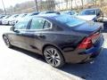 Black Stone - S60 T5 Momentum Photo No. 4