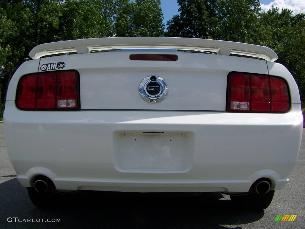 2007 Mustang GT Premium Coupe - Performance White / Black/Red photo #6
