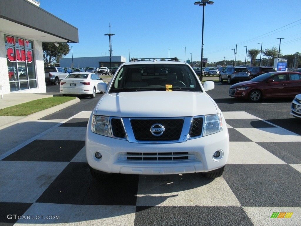 2011 Pathfinder Silver 4x4 - Avalanche White / Cafe Latte photo #2