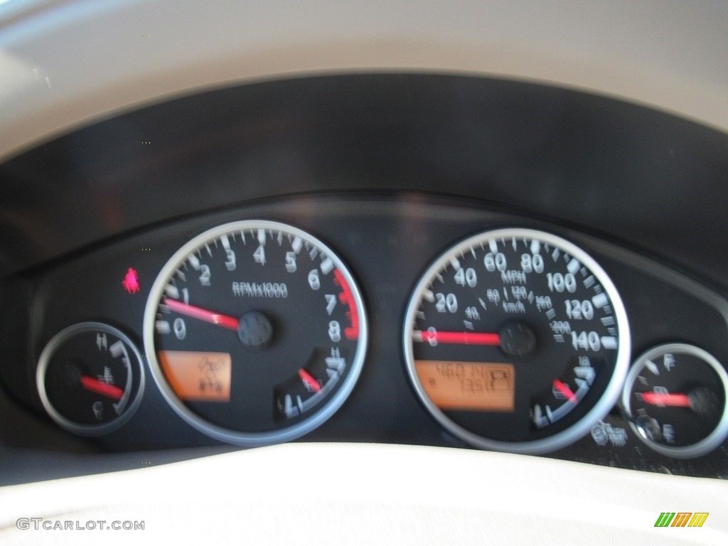 2011 Pathfinder Silver 4x4 - Avalanche White / Cafe Latte photo #16
