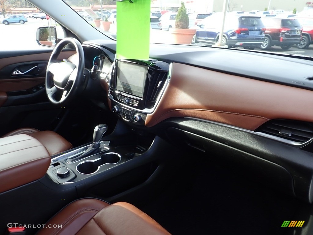 2018 Traverse High Country AWD - Iridescent Pearl Tricoat / High Country Jet Black/Loft Brown photo #16