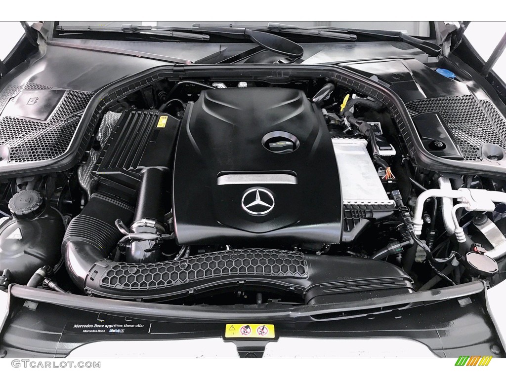 2017 Mercedes-Benz C 300 4Matic Sedan Engine Photos