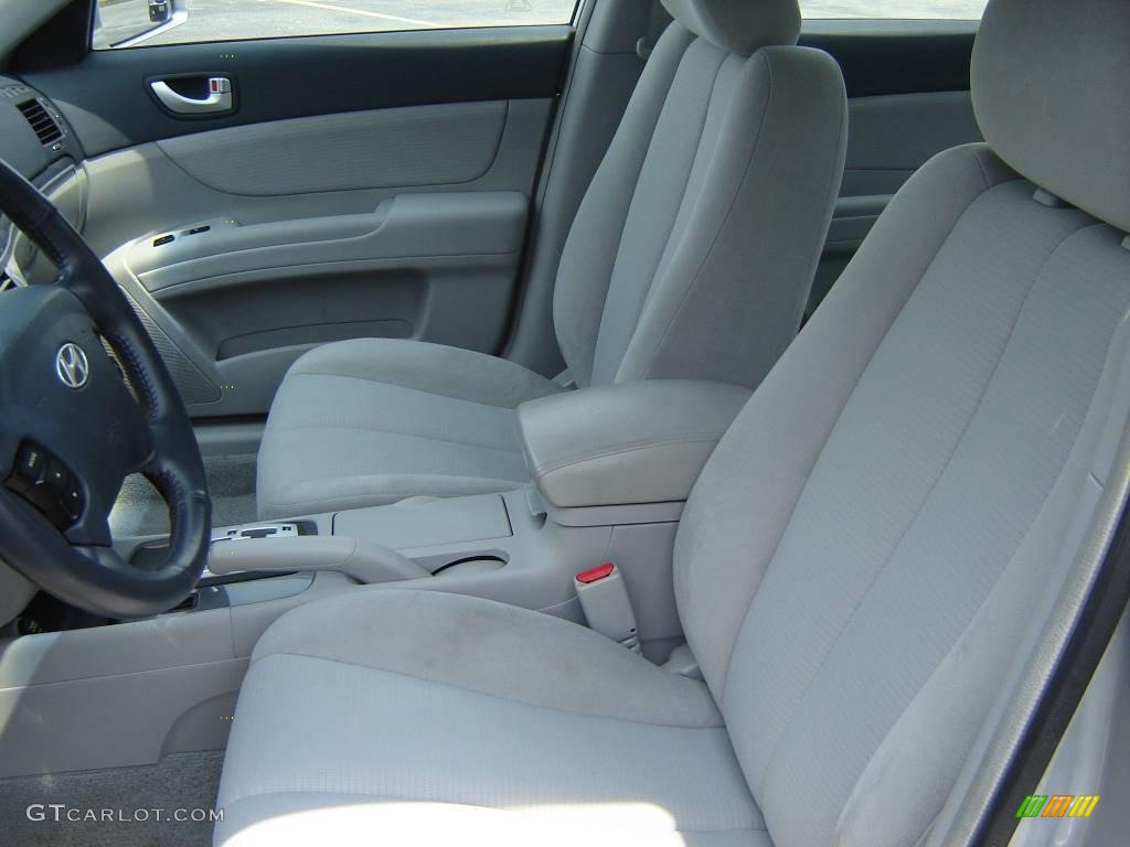 2008 Sonata SE V6 - Bright Silver / Gray photo #9